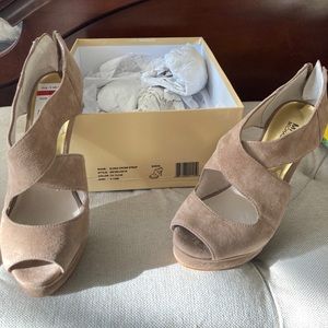 MK heels